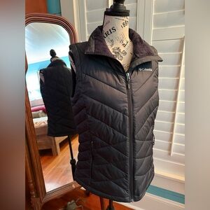 Columbia Women's Dark Gray Quilted Vest
